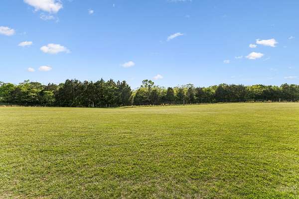 5 Acres of Land with Home for Sale in Columbia, Tennessee