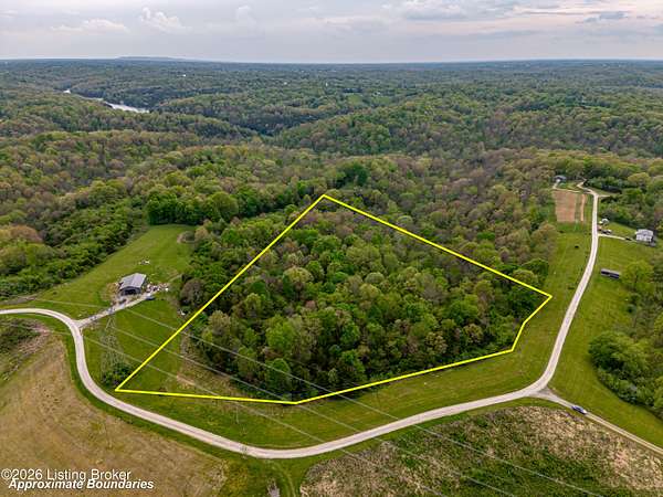 6 Acres of Land for Sale in Bagdad, Kentucky
