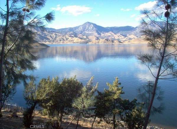 3 Acres of Land with Home for Sale in Mountain Mesa, California