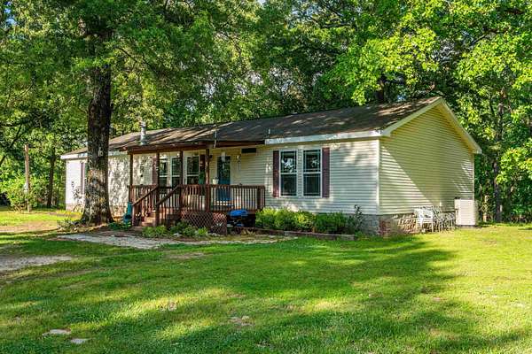 2.32 Acres of Land with Home for Sale in Pearcy, Arkansas