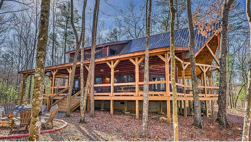 1.63 Acres of Land with Home for Sale in Blue Ridge, Georgia