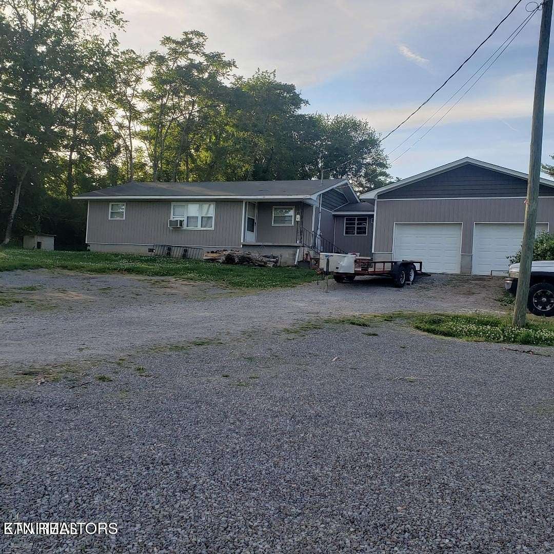 1.5 Acres of Improved Mixed-Use Land for Sale in Corryton, Tennessee