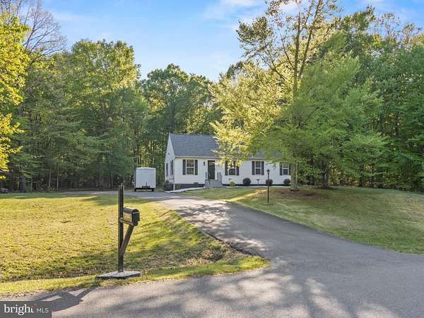 2.37 Acres of Land with Home for Sale in Mechanicsville, Maryland