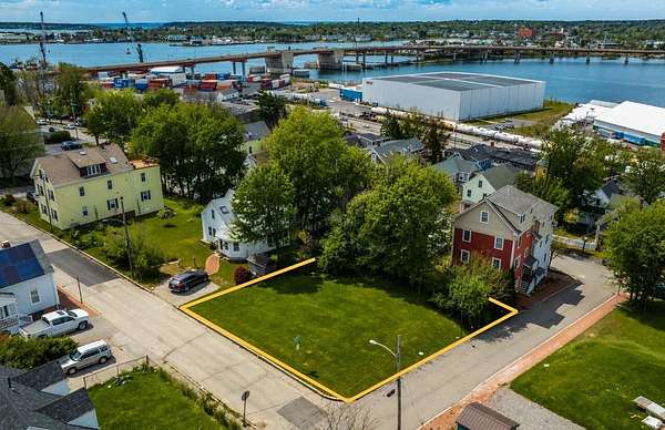 0.14 Acres of Residential Land for Sale in Portland, Maine