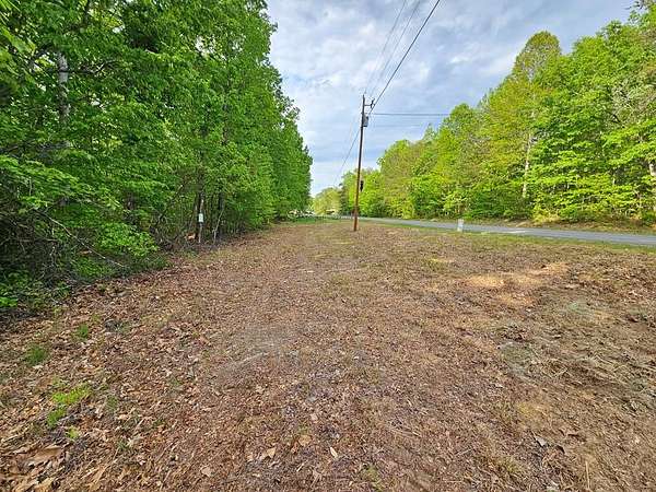 3.1 Acres of Residential Land for Sale in Howardsville, Virginia