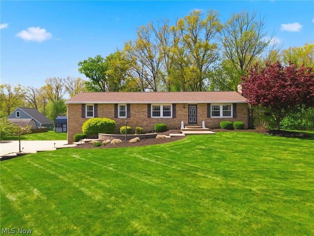 1.8 Acres of Land with Home for Sale in North Canton, Ohio