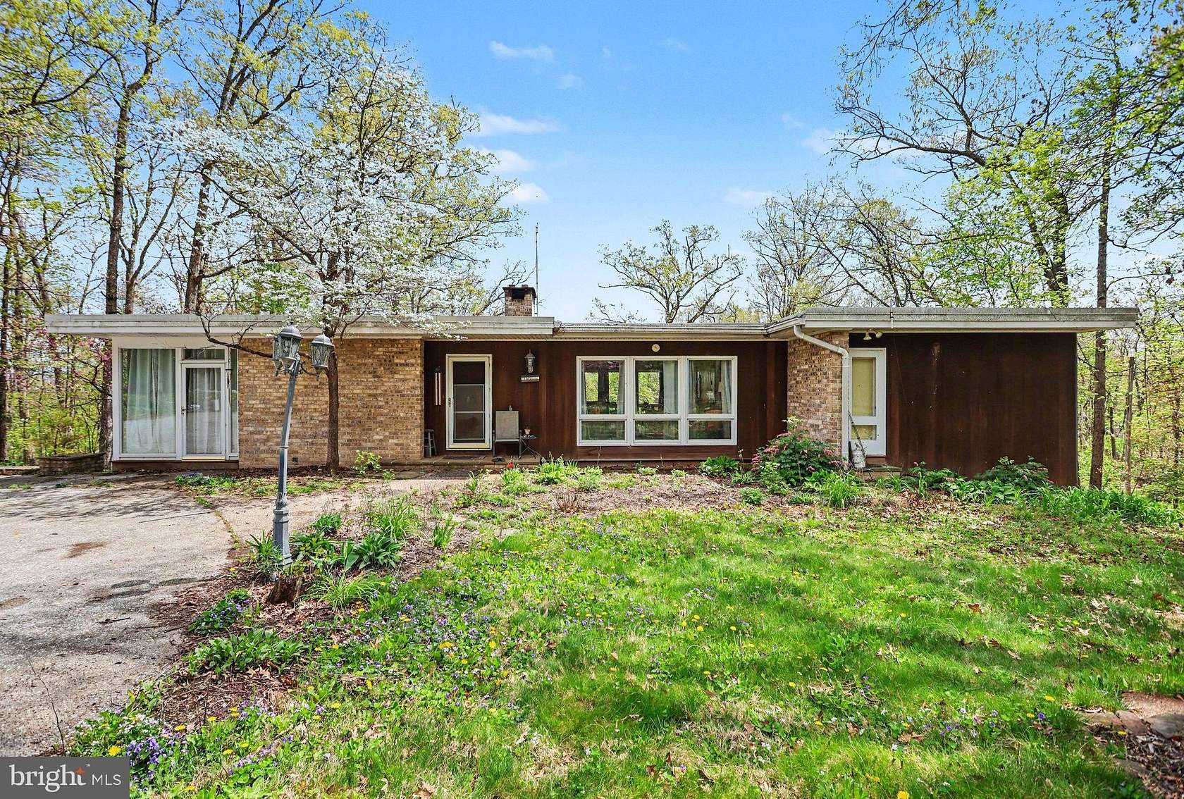 8.52 Acres of Land with Home for Sale in Gettysburg, Pennsylvania