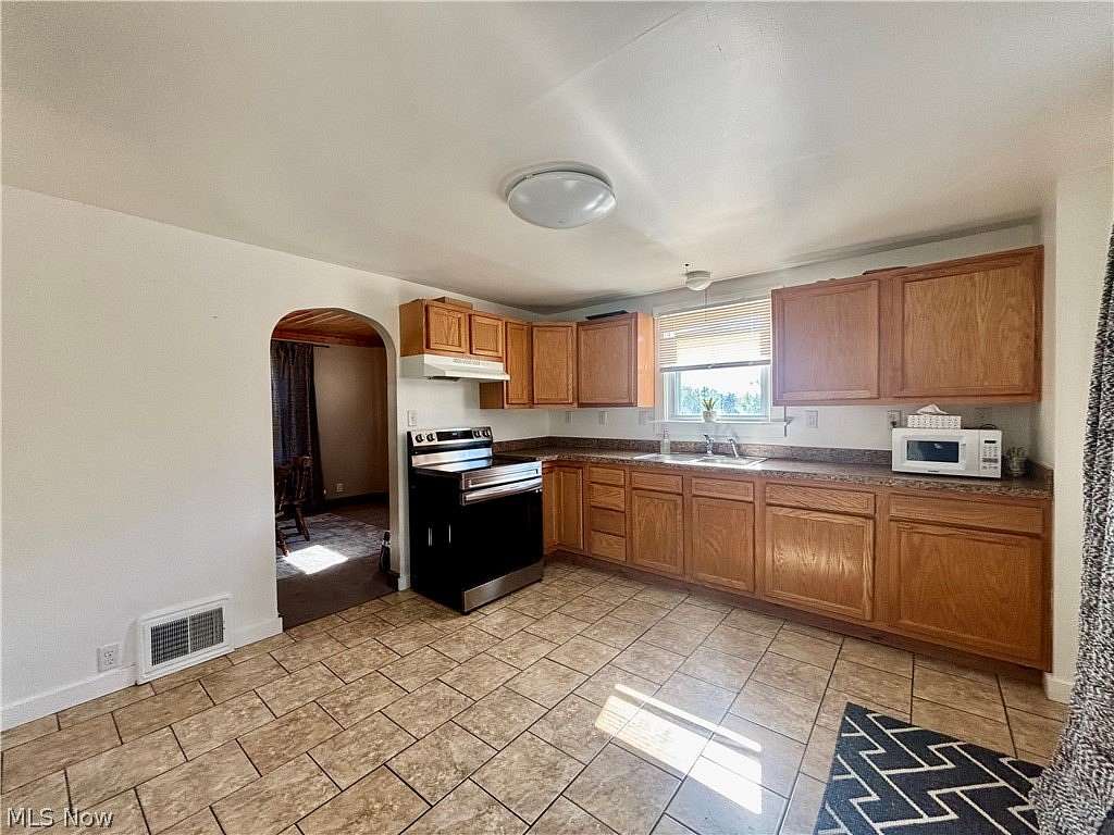 2 Acres of Residential Land for Sale in Garrettsville, Ohio