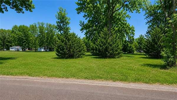 0.37 Acres of Residential Land for Sale in Gallatin, Missouri