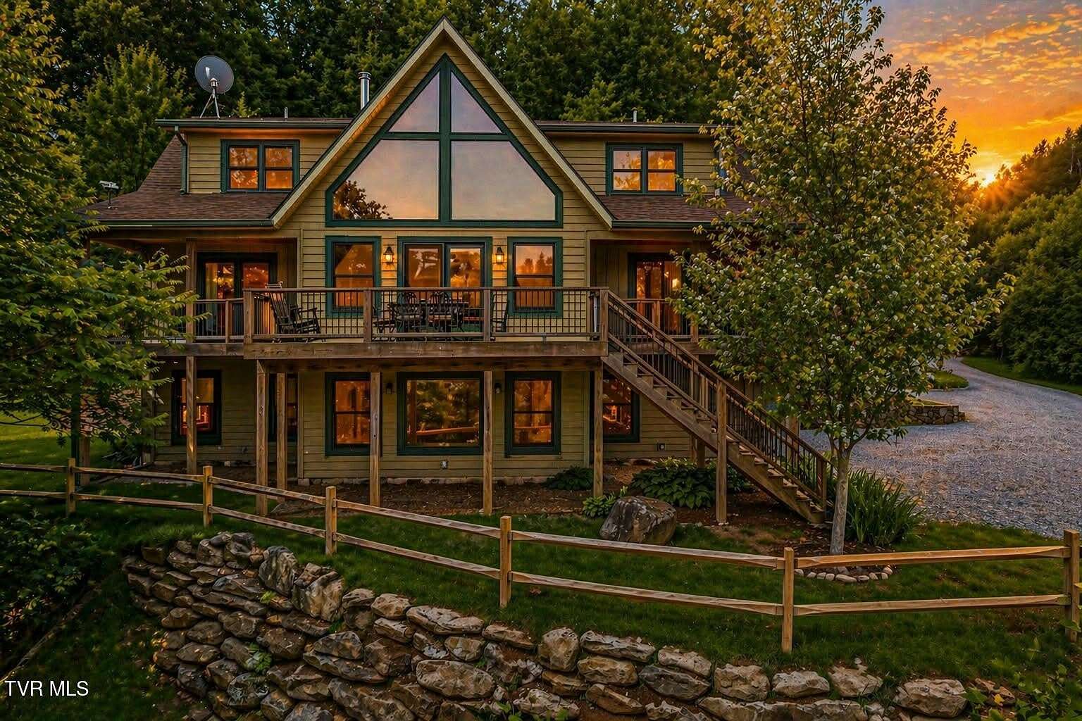 2.65 Acres of Land with Home for Sale in Roan Mountain, Tennessee