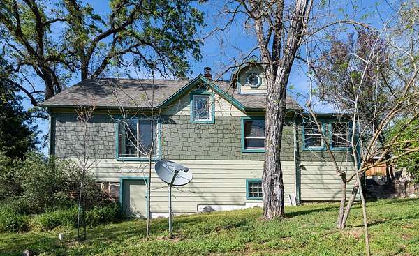 1.56 Acres of Land with Home for Sale in Ahwahnee, California