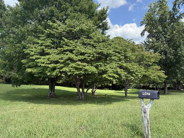 1 Acre of Land for Sale in Jamestown, Kentucky
