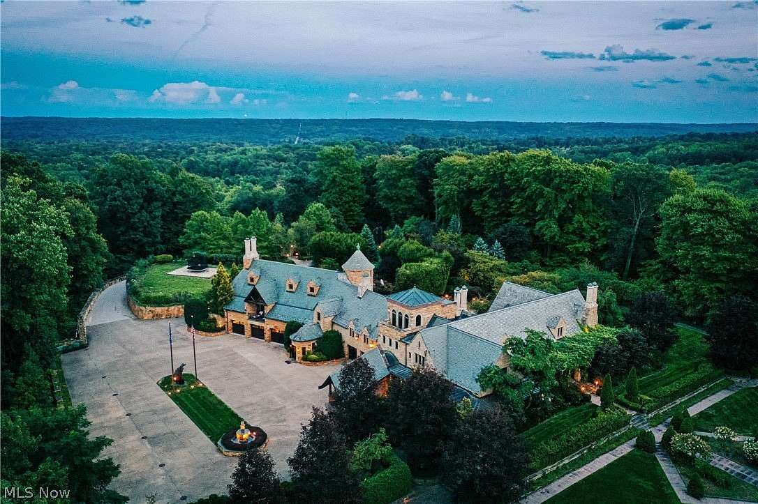 12.4 Acres of Land with Home for Sale in Kirtland, Ohio