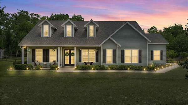 1.8 Acres of Land with Home for Sale in High Springs, Florida