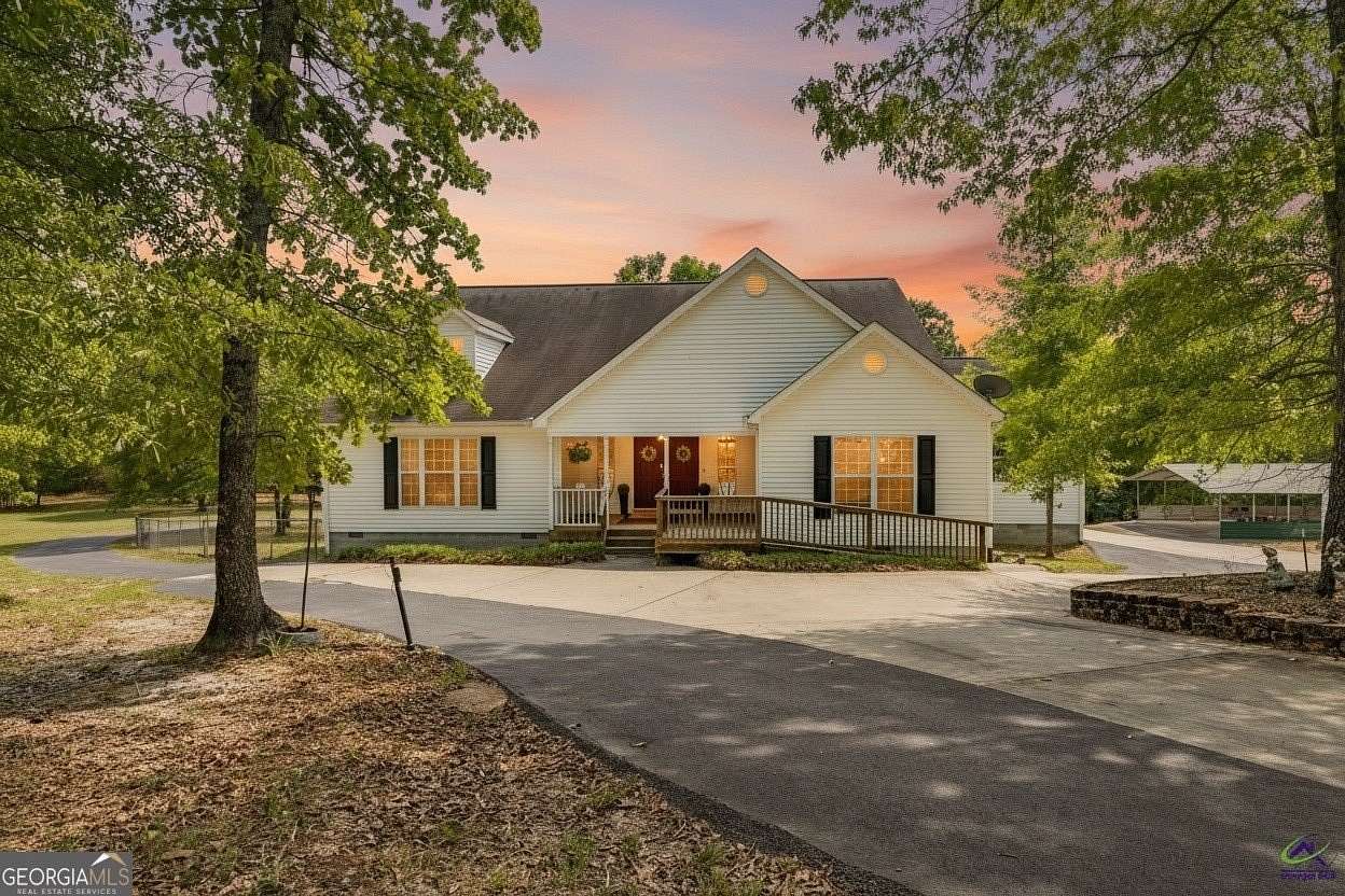 50 Acres of Recreational Land with Home for Sale in Roberta, Georgia
