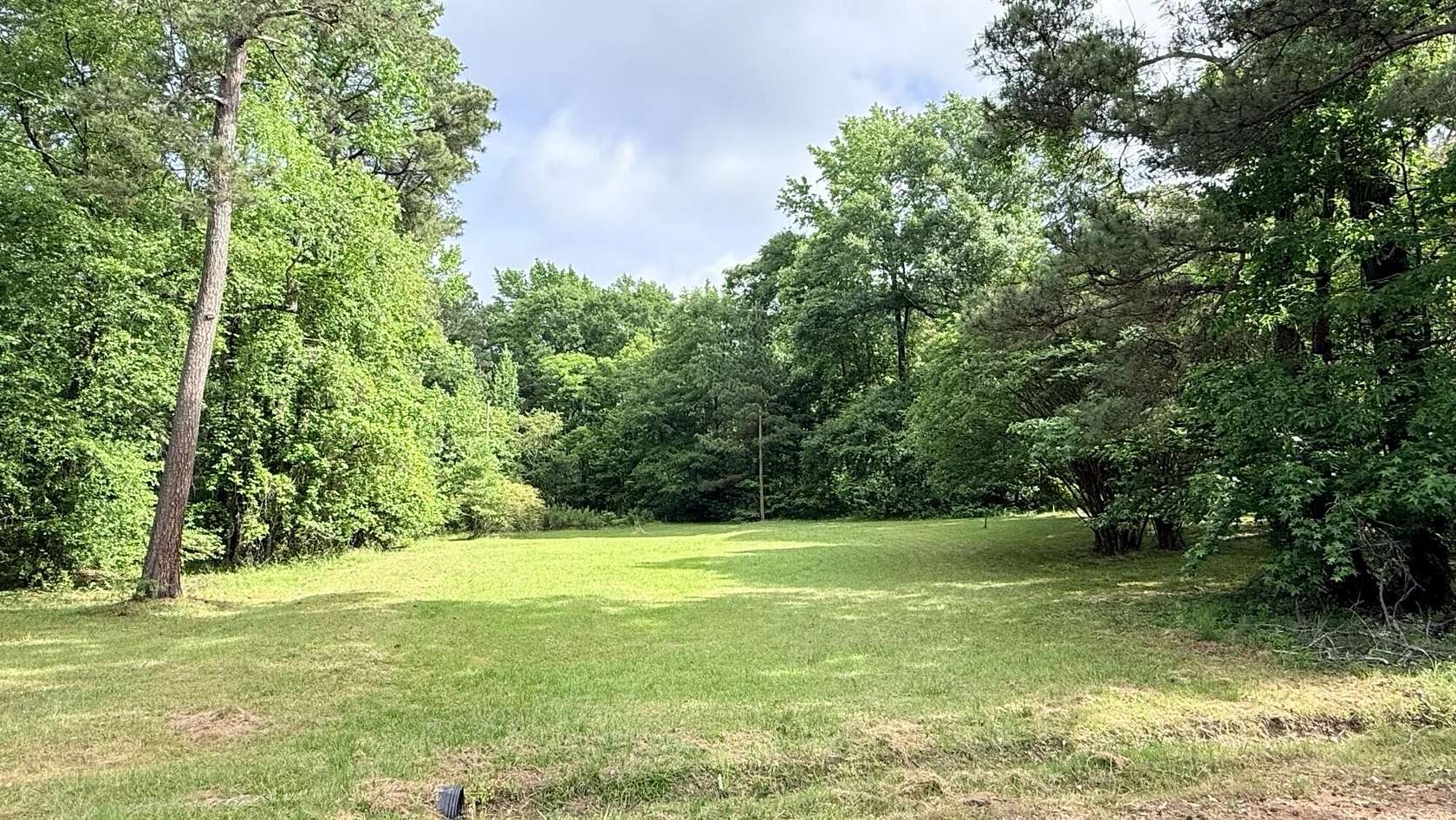 1.37 Acres of Residential Land for Sale in Columbus, Mississippi