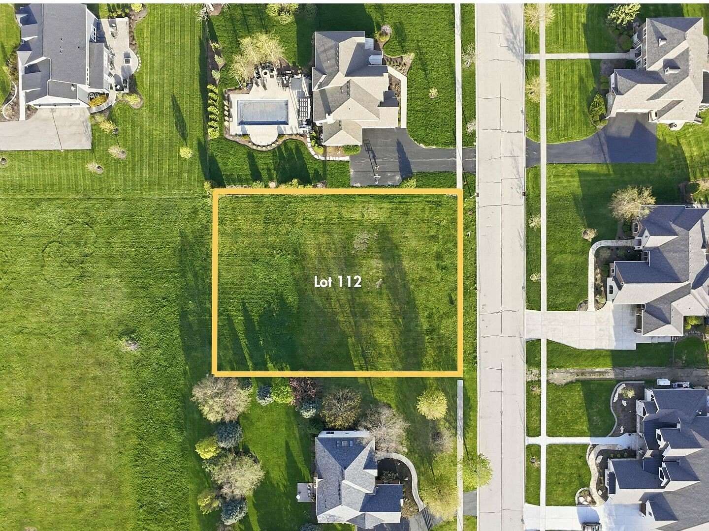0.53 Acres of Residential Land for Sale in Sycamore, Illinois