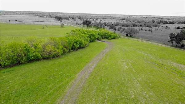 51.8 Acres of Agricultural & Residential Land for Sale in Garnett, Kansas
