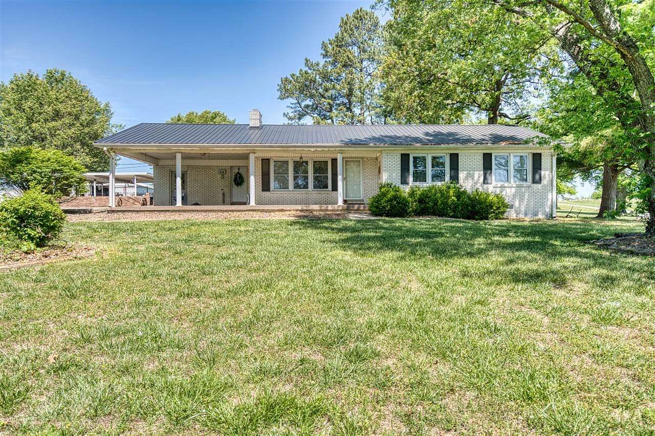 5 Acres of Land with Home for Sale in Auburn, Kentucky