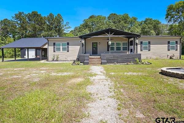 6.73 Acres of Land with Home for Sale in Arp, Texas