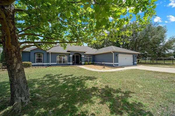 5 Acres of Land with Home for Sale in Ocklawaha, Florida