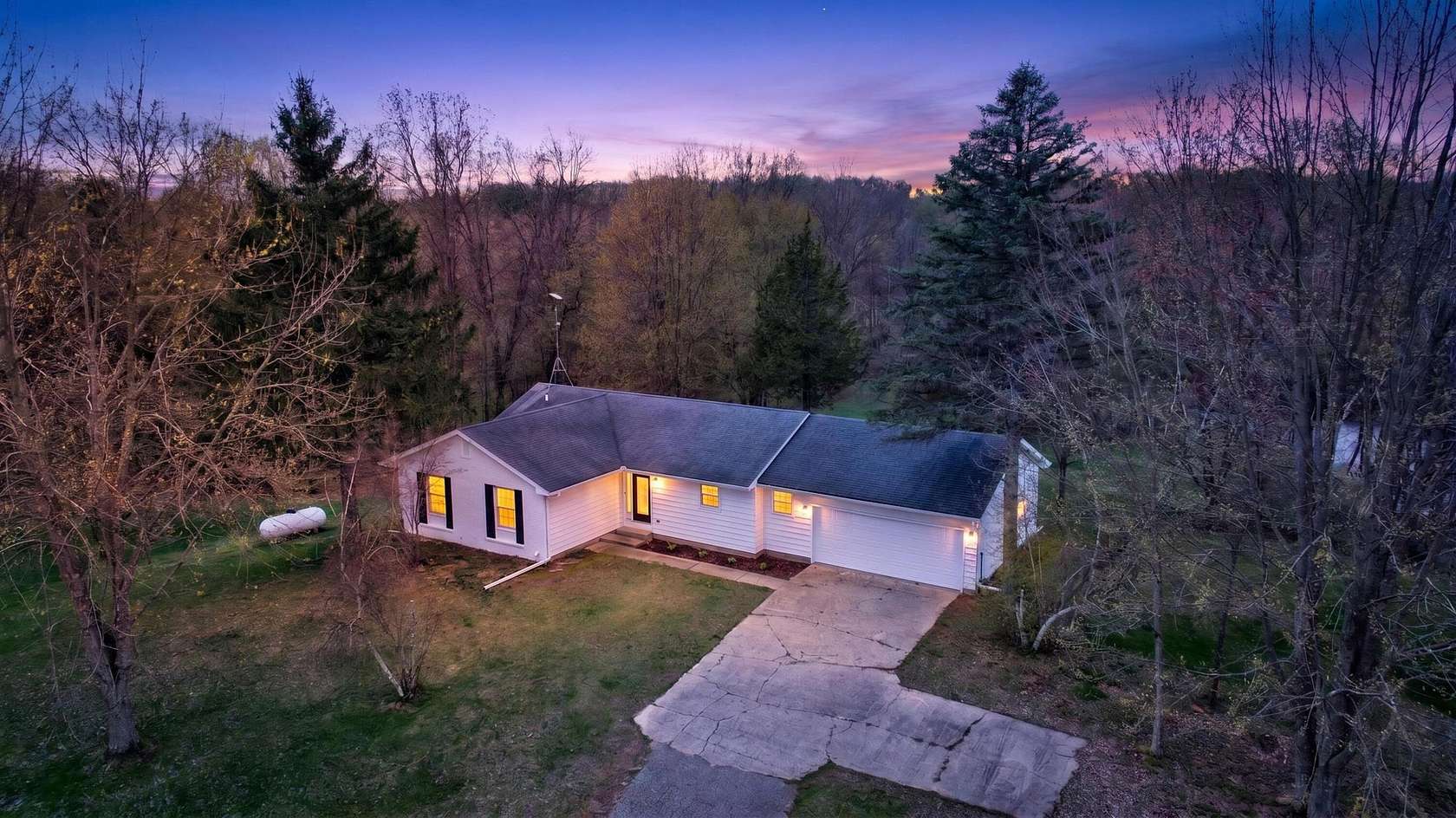 20 Acres of Recreational Land with Home for Sale in Jackson, Michigan