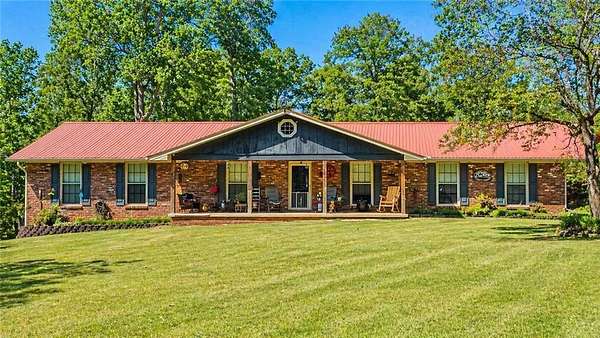 3.6 Acres of Land with Home for Sale in Valley, Alabama