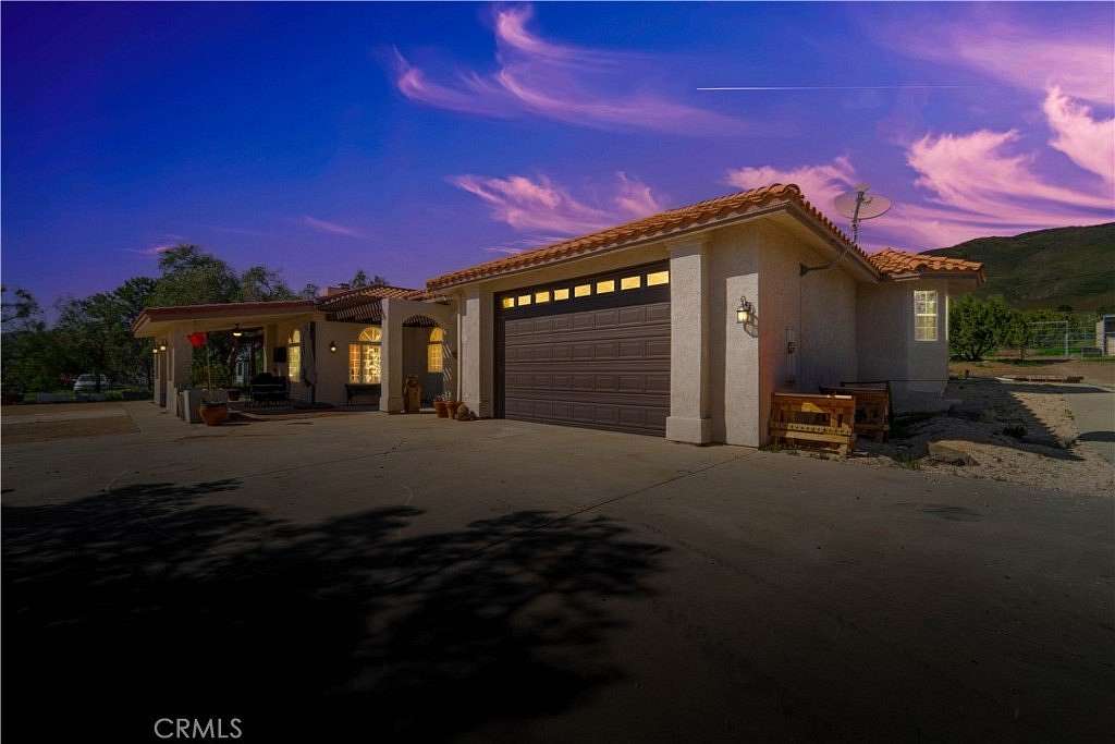 1.67 Acres of Land with Home for Lease in Acton, California