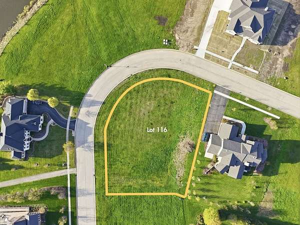 0.75 Acres of Residential Land for Sale in Sycamore, Illinois