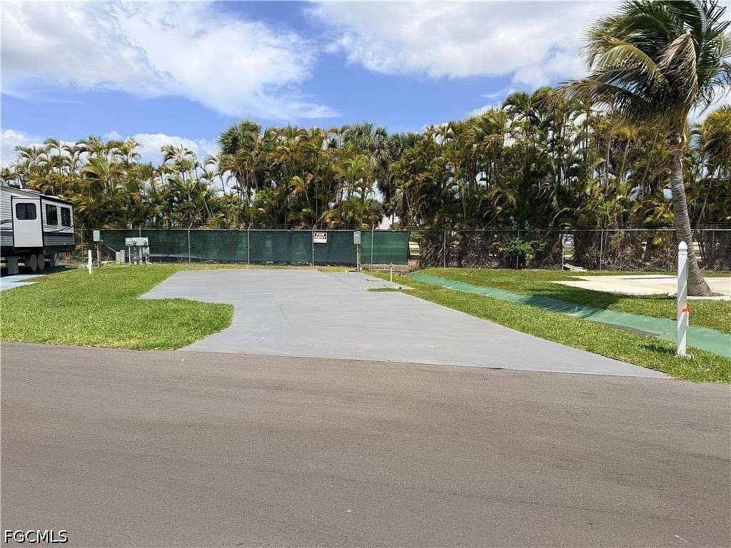 0.04 Acres of Land for Sale in Fort Myers, Florida