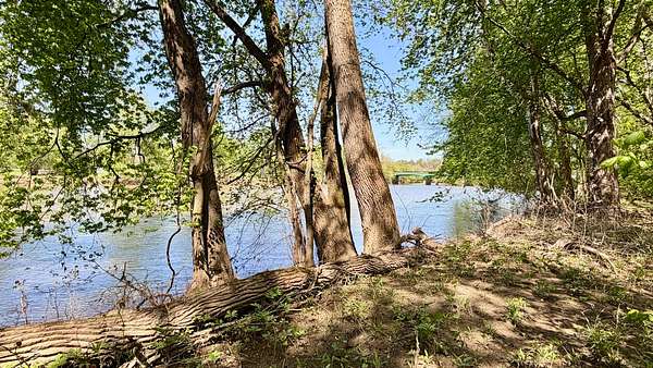 1.5 Acres of Residential Land for Sale in Coshocton, Ohio