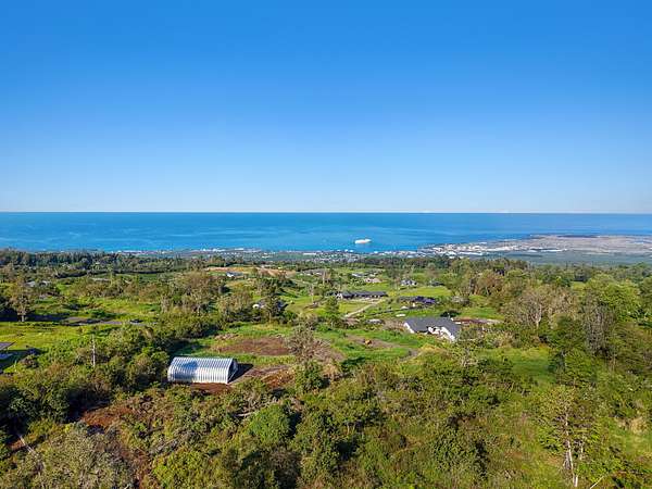 5.34 Acres of Residential Land for Sale in Holualoa, Hawaii