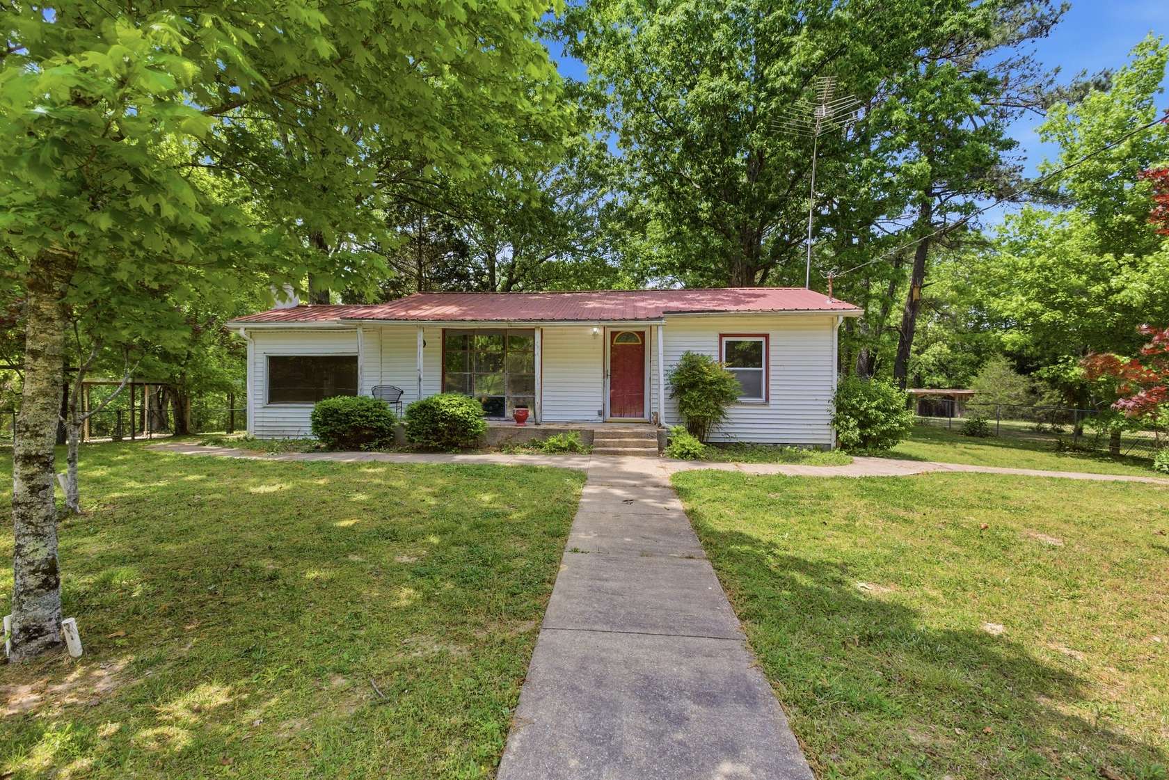 2.9 Acres of Land with Home for Sale in Bon Aqua, Tennessee