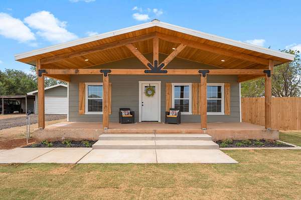 2.59 Acres of Land with Home for Sale in Shallowater, Texas