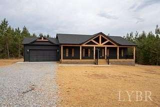 2.16 Acres of Land with Home for Sale in Pamplin City, Virginia