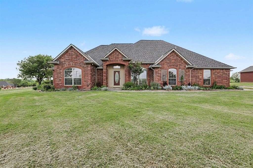 1.7 Acres of Land with Home for Sale in Norman, Oklahoma