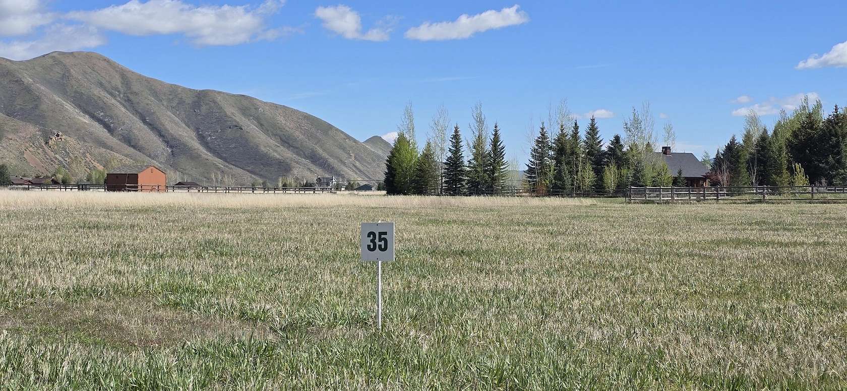 1 Acre of Residential Land for Sale in Bellevue, Idaho