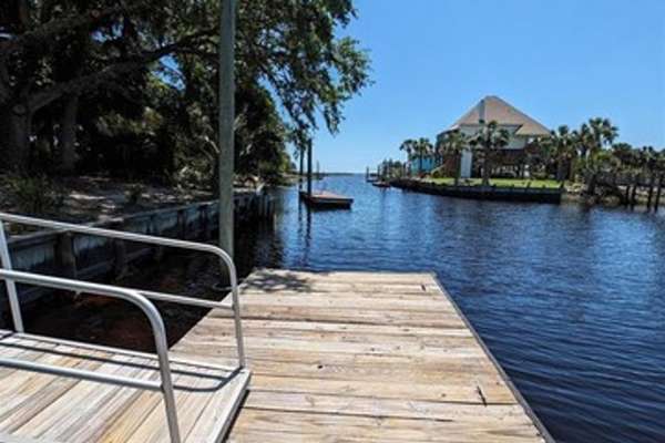 0.27 Acres of Residential Land for Sale in Crawfordville, Florida