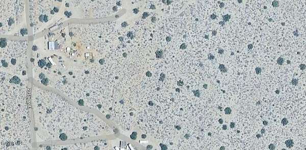 5 Acres of Land for Sale in Llano, California