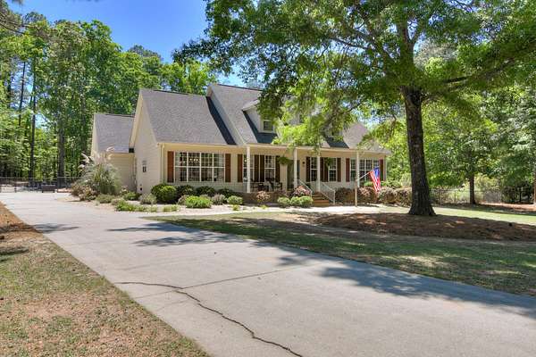 2.16 Acres of Land with Home for Sale in Harlem, Georgia