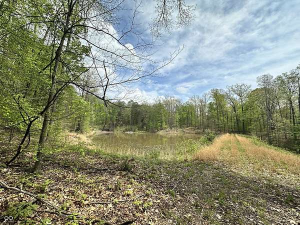 5.74 Acres of Residential Land for Sale in Martinsville, Indiana