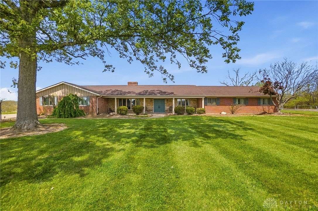 15.8 Acres of Land with Home for Sale in Waynesville, Ohio