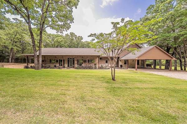 7 Acres of Land with Home for Sale in Poetry, Texas