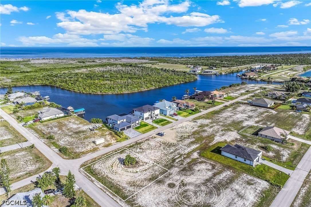 0.28 Acres of Residential Land for Sale in Cape Coral, Florida