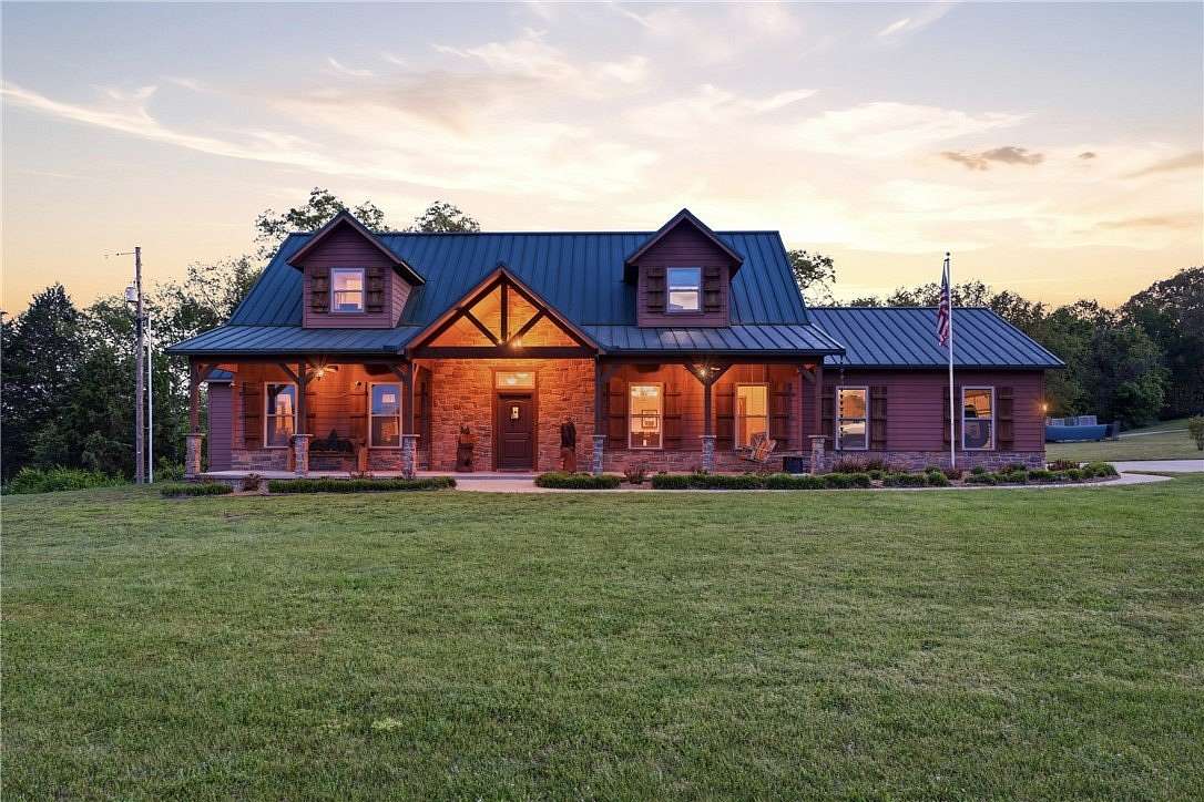 7.13 Acres of Land with Home for Sale in Pea Ridge, Arkansas