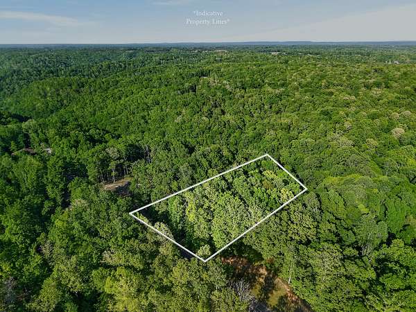 2 Acres of Residential Land for Sale in Sparta, Tennessee