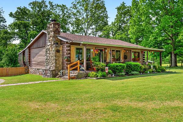 12 Acres of Recreational Land with Home for Sale in Hohenwald, Tennessee