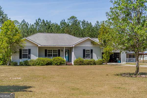 2.2 Acres of Land with Home for Sale in Waycross, Georgia