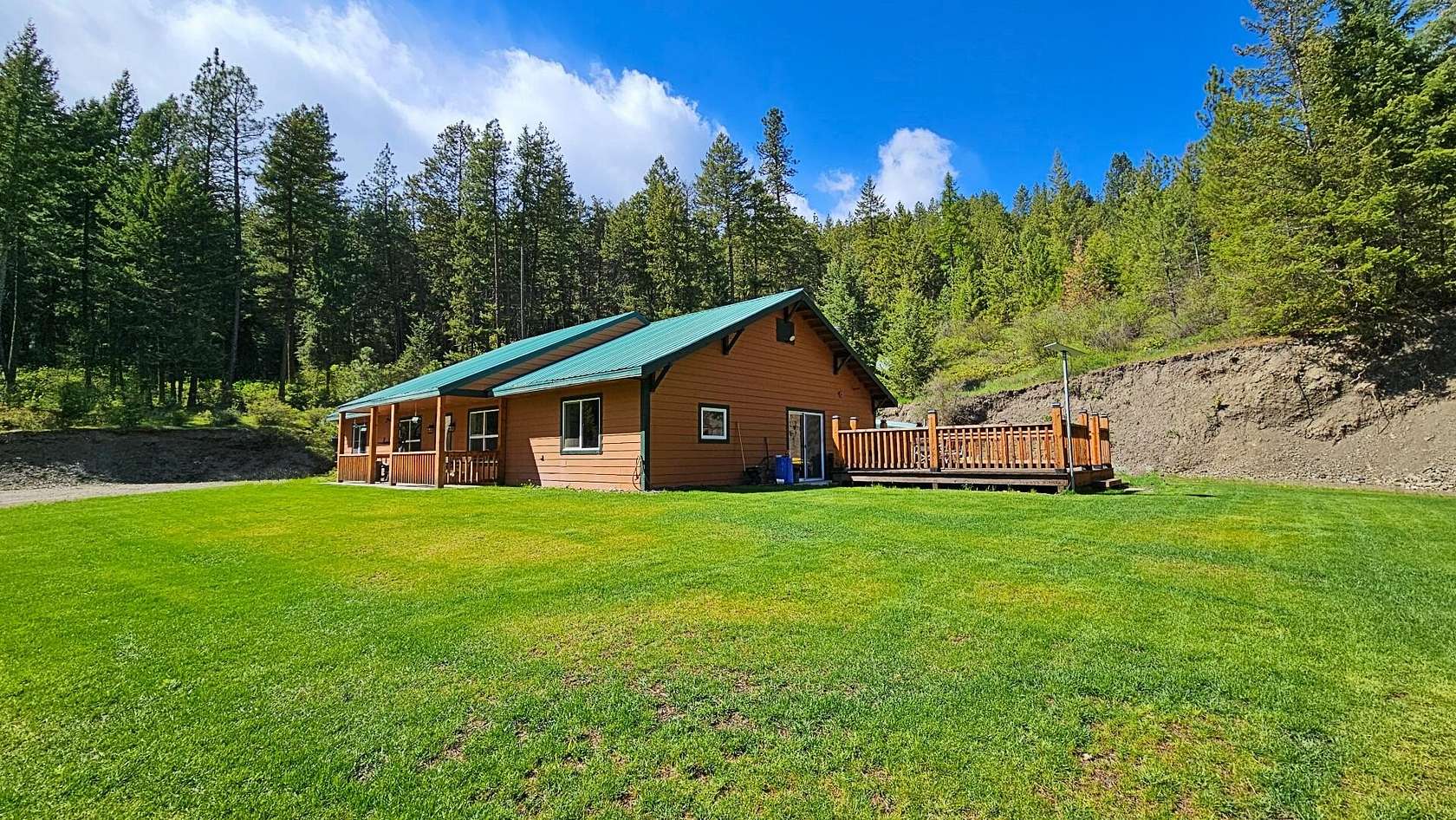 9 Acres of Land with Home for Sale in Rice, Washington