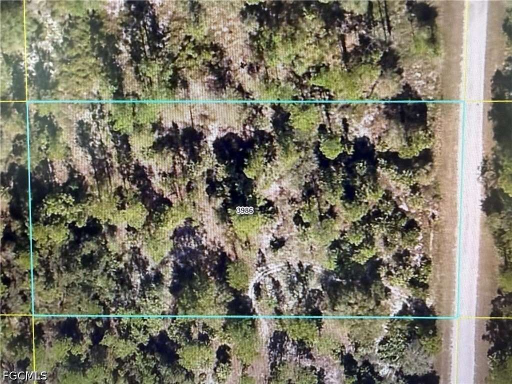 1.25 Acres of Residential Land for Sale in Clewiston, Florida